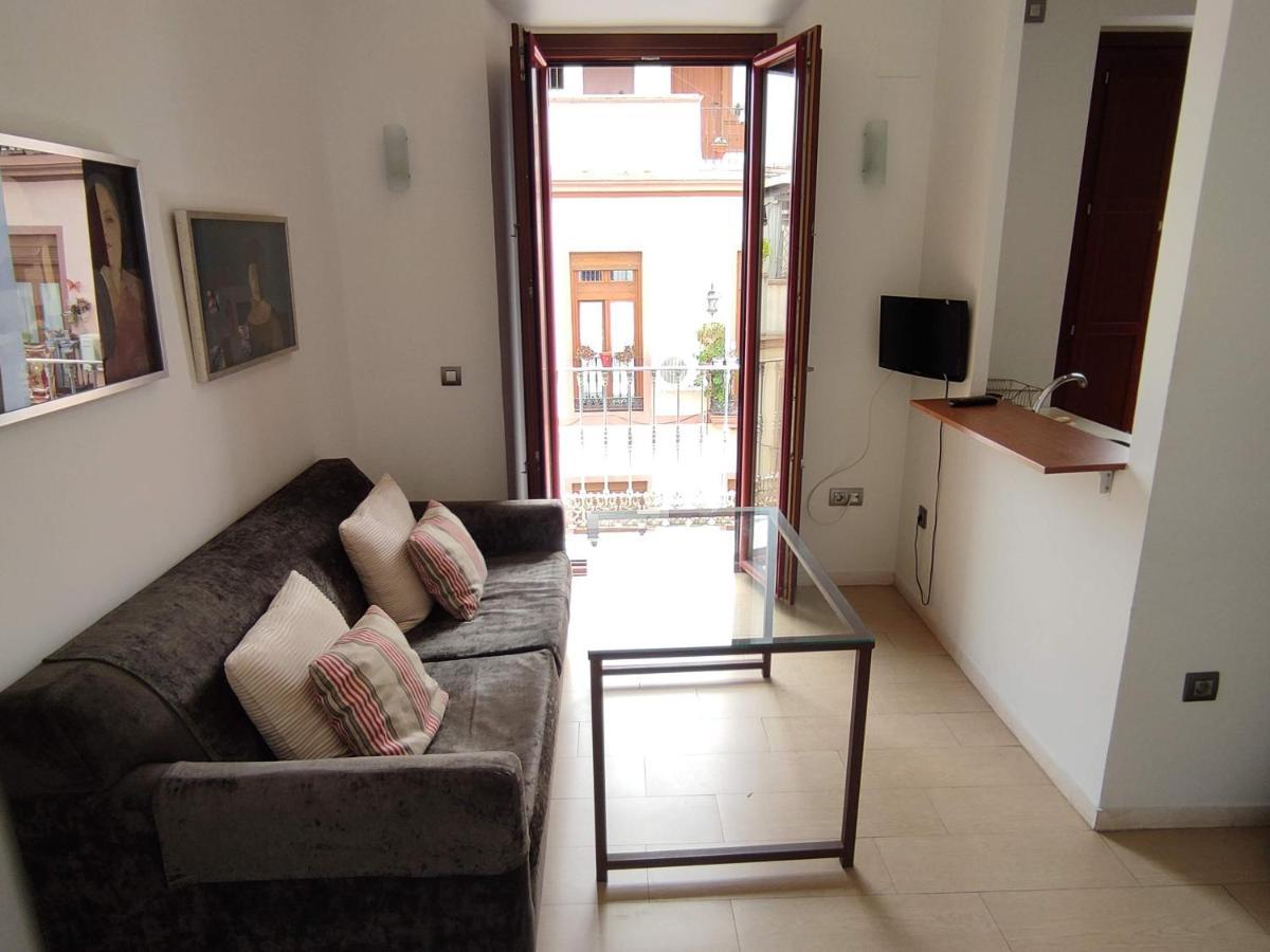 Apartamento Puerta Del Arenal - Kainga Homes Sevilla Eksteriør billede
