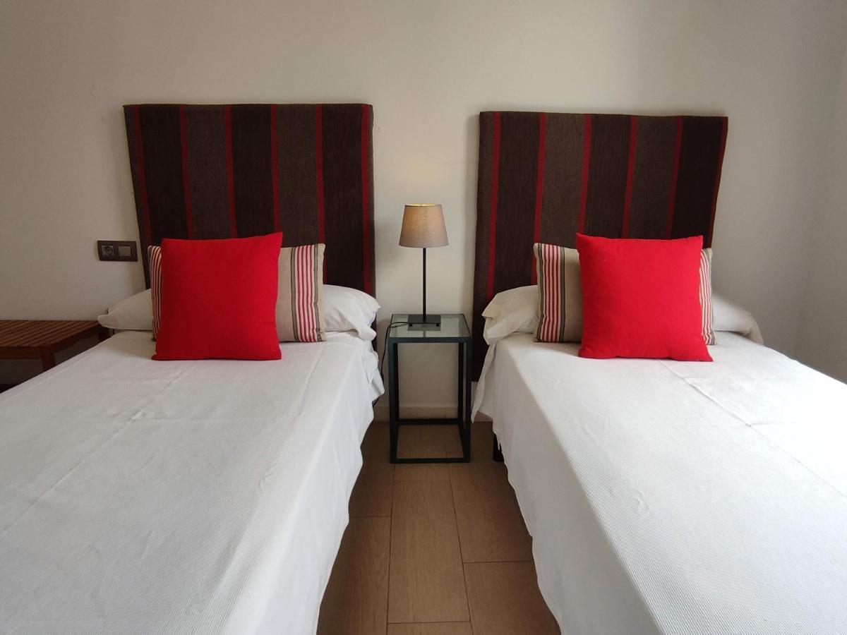 Apartamento Puerta Del Arenal - Kainga Homes Sevilla Eksteriør billede